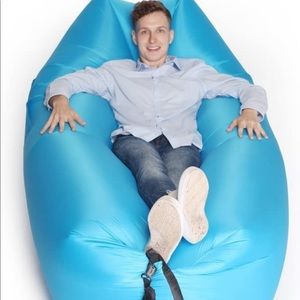 New in box couch pouch
